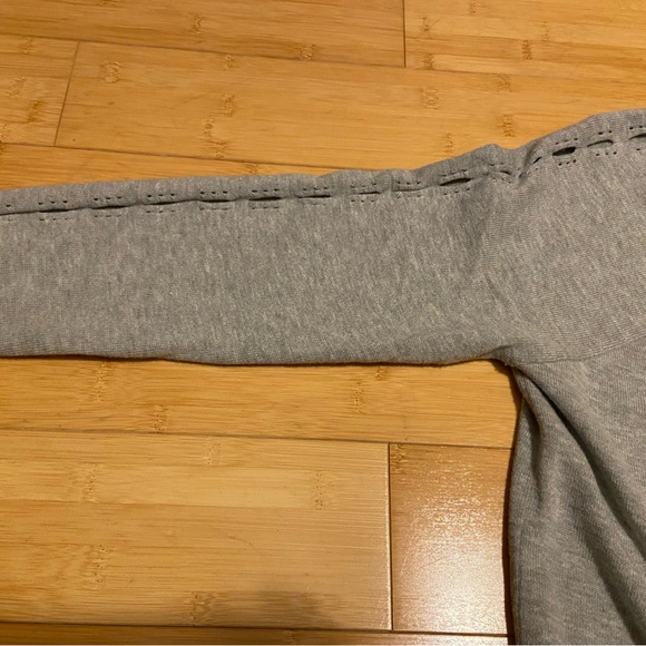 Stitches & Stripes Gray Crew Neck Sweater | Cutout Detail Size M Boutique - Picture 4 of 6